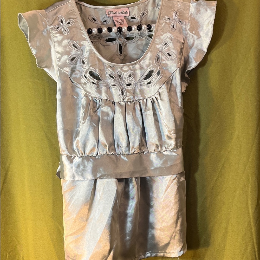 Pink Mode Silver Top